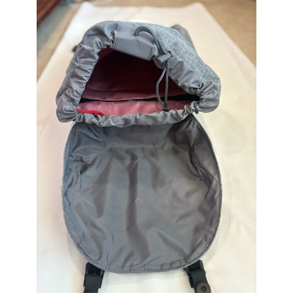 Herschel Retreat Backpack Gray/Black Unisex Laptop Sleeve Casual Bag - Picture 4 of 5